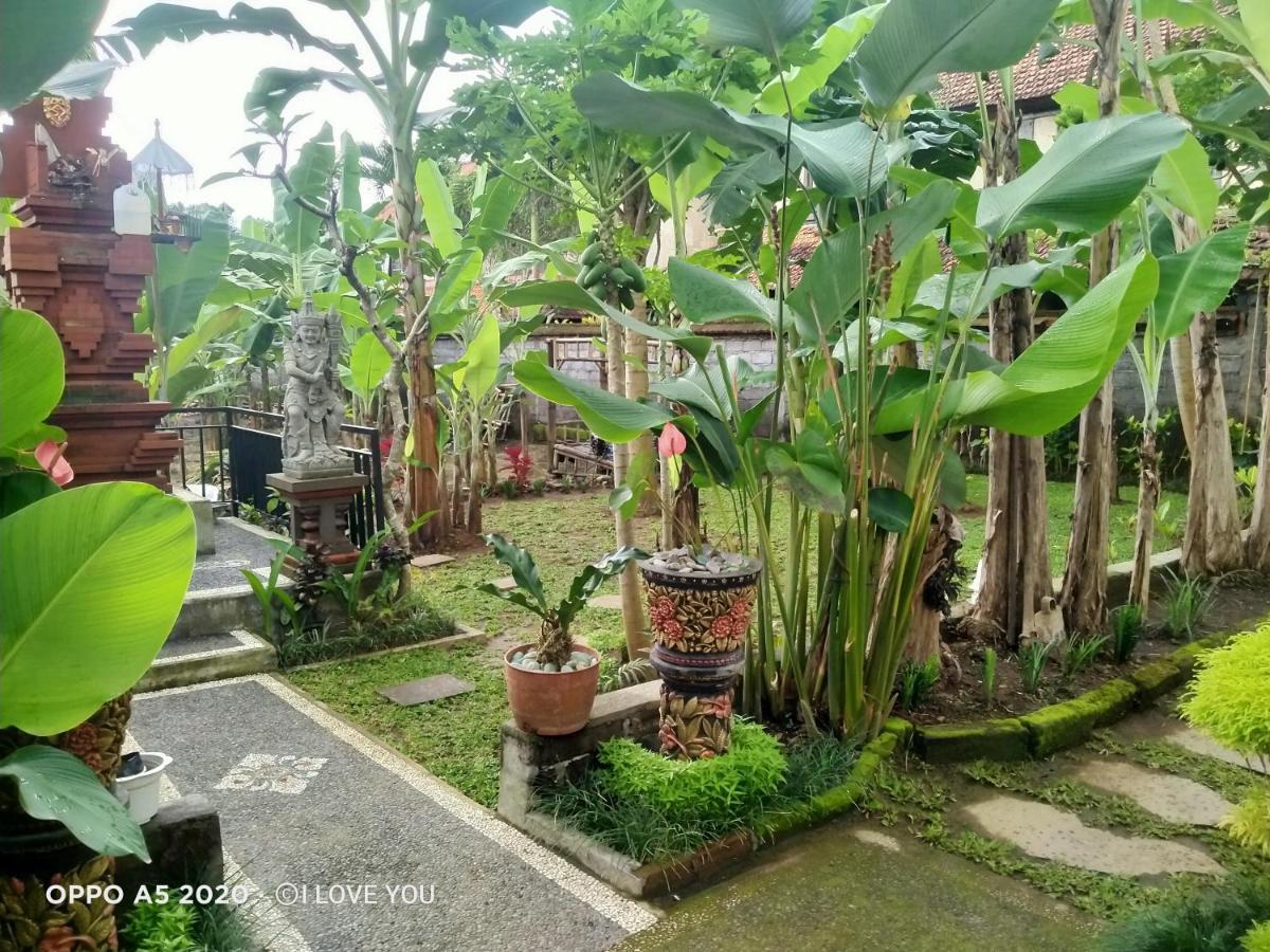 Nugraha Guest House 2 Ubud Buitenkant foto