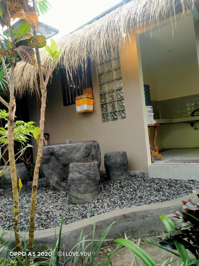 Nugraha Guest House 2 Ubud Buitenkant foto