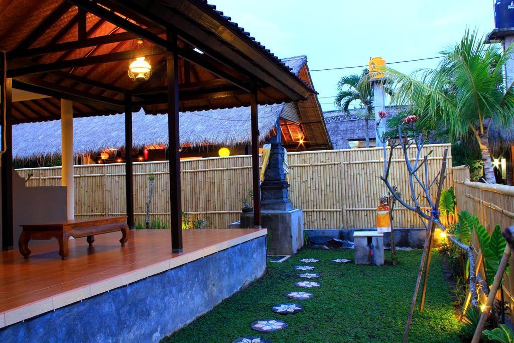 Nugraha Guest House 2 Ubud Buitenkant foto