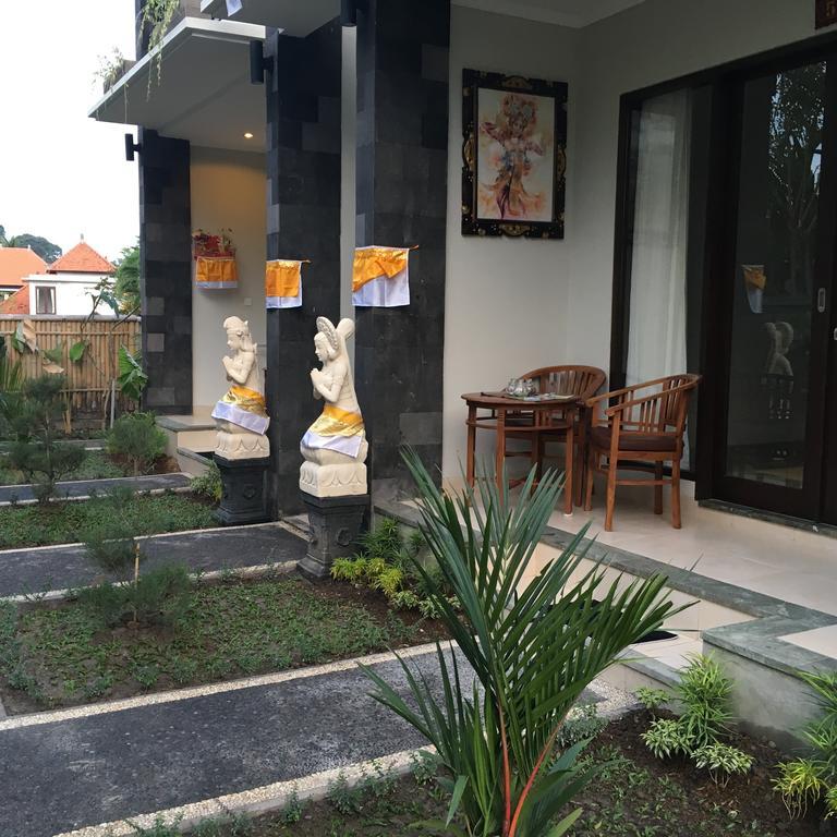 Nugraha Guest House 2 Ubud Buitenkant foto